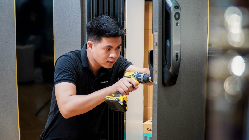Cách lắp đặt khóa cửa cho phòng ngủ