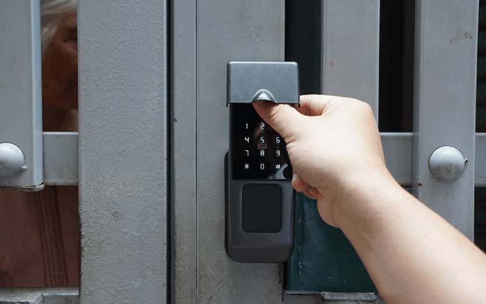Tiêu chí lựa chọn khóa cửa vân tay nhà trọ