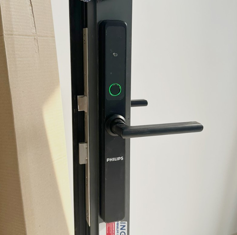 Quy-trinh-lap-dat-khoa-cua-dien-tu