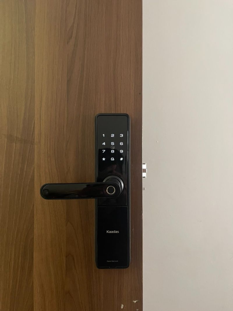 img khoa cua cao cap cua duc 3