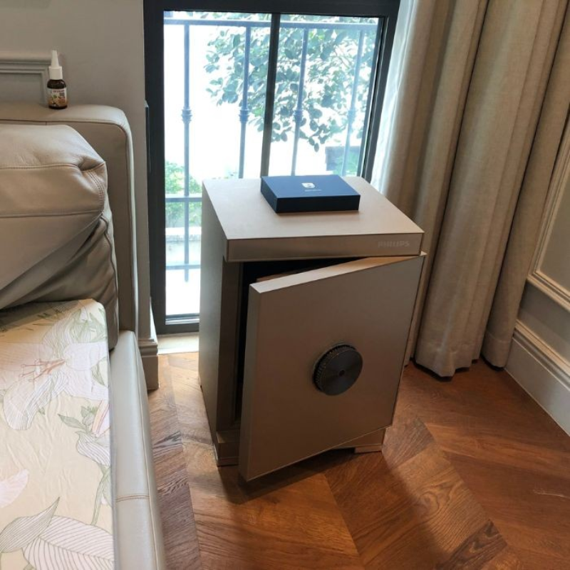 Két sắt cũ Philips