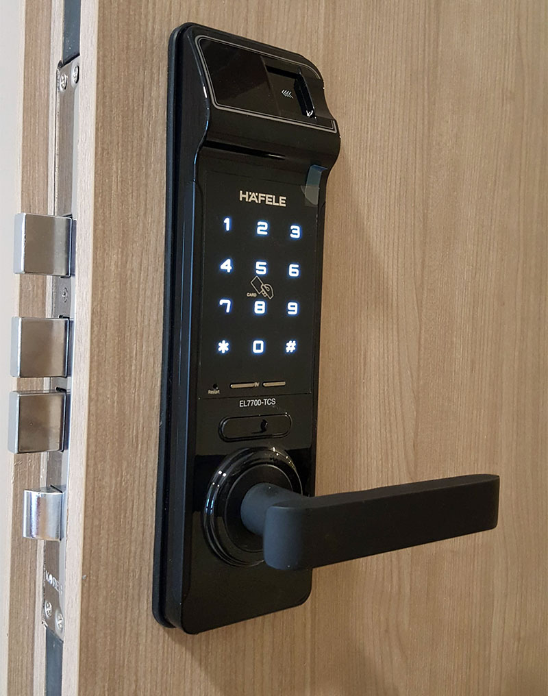 Khóa cửa điện tử Hafele EL7700-TCS