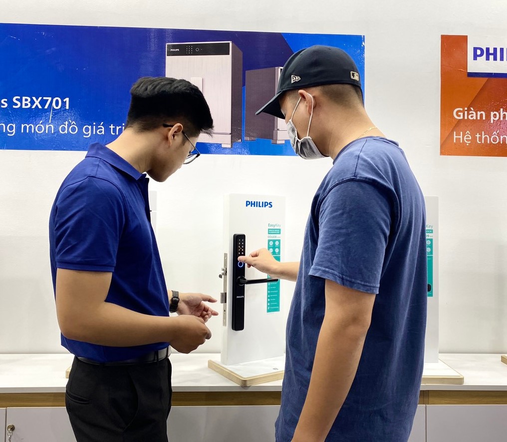 Kinh nghiệm lắp khóa cửa thông minh tại ssehome hỗ trợ khách hàng