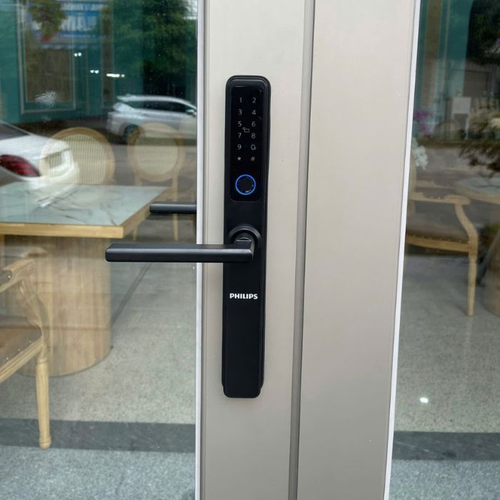 các loại khóa cửa nhôm kính 3