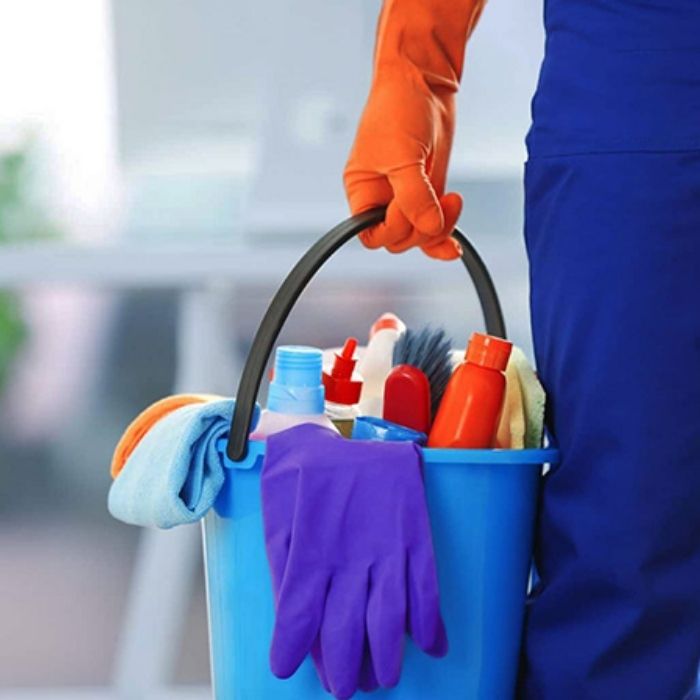 Cách xử lý khi khóa cửa lùa bị rỉ sét 6
