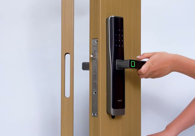 Luu-y-khi-su-dung-de-tranh-tinh-trang-khoa-cua-bi-ri-set