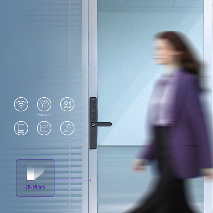 cách lắp khoá vân tay cửa kính 1