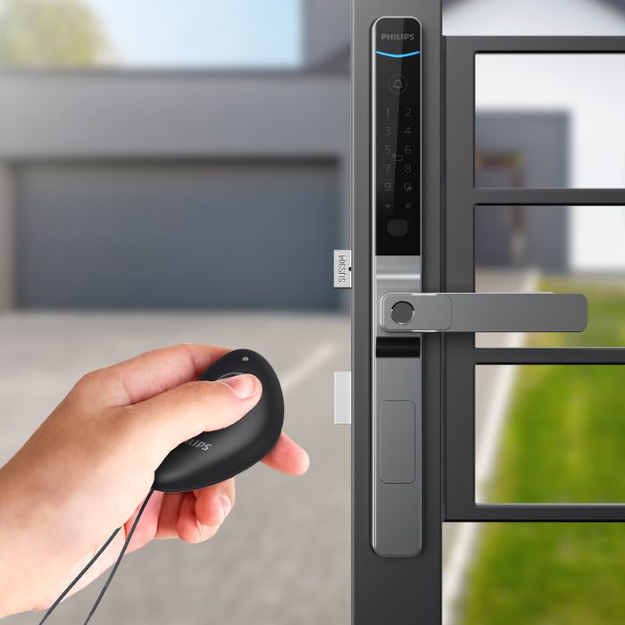 cách lắp khoá vân tay cửa kính 4