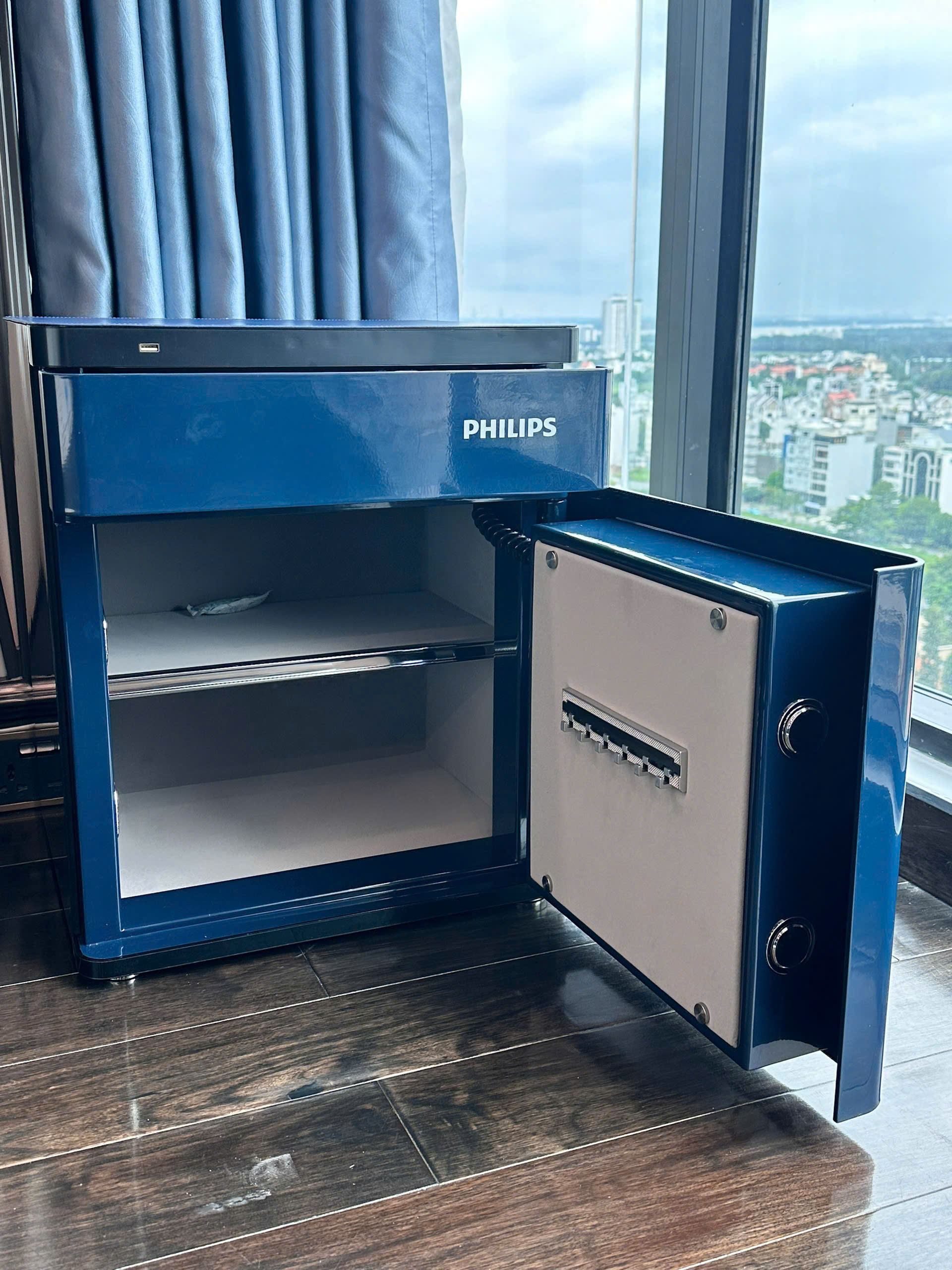 Két sắt mini nặng bao nhiêu kg (3)