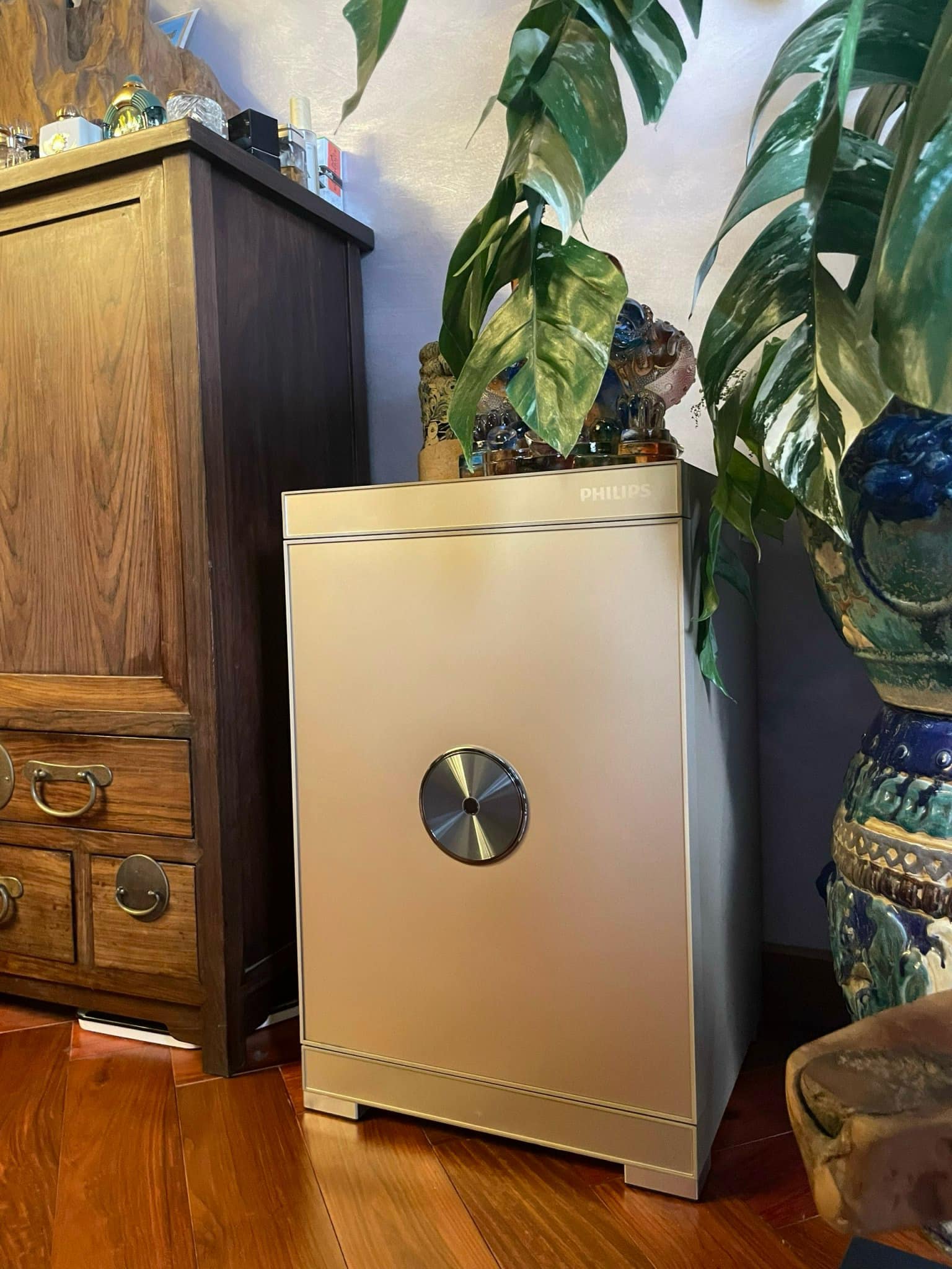 để gạo trong két sắt philips sbx602