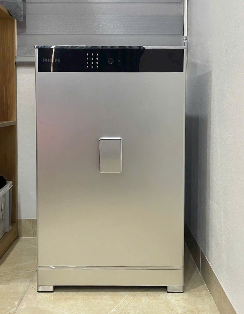 Két sắt siêu cường là gì 5