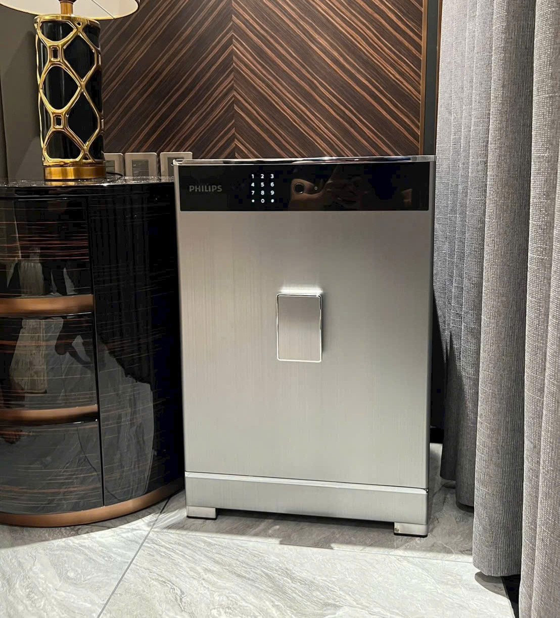 Mua két sắt về cần làm gì Philips SBX701